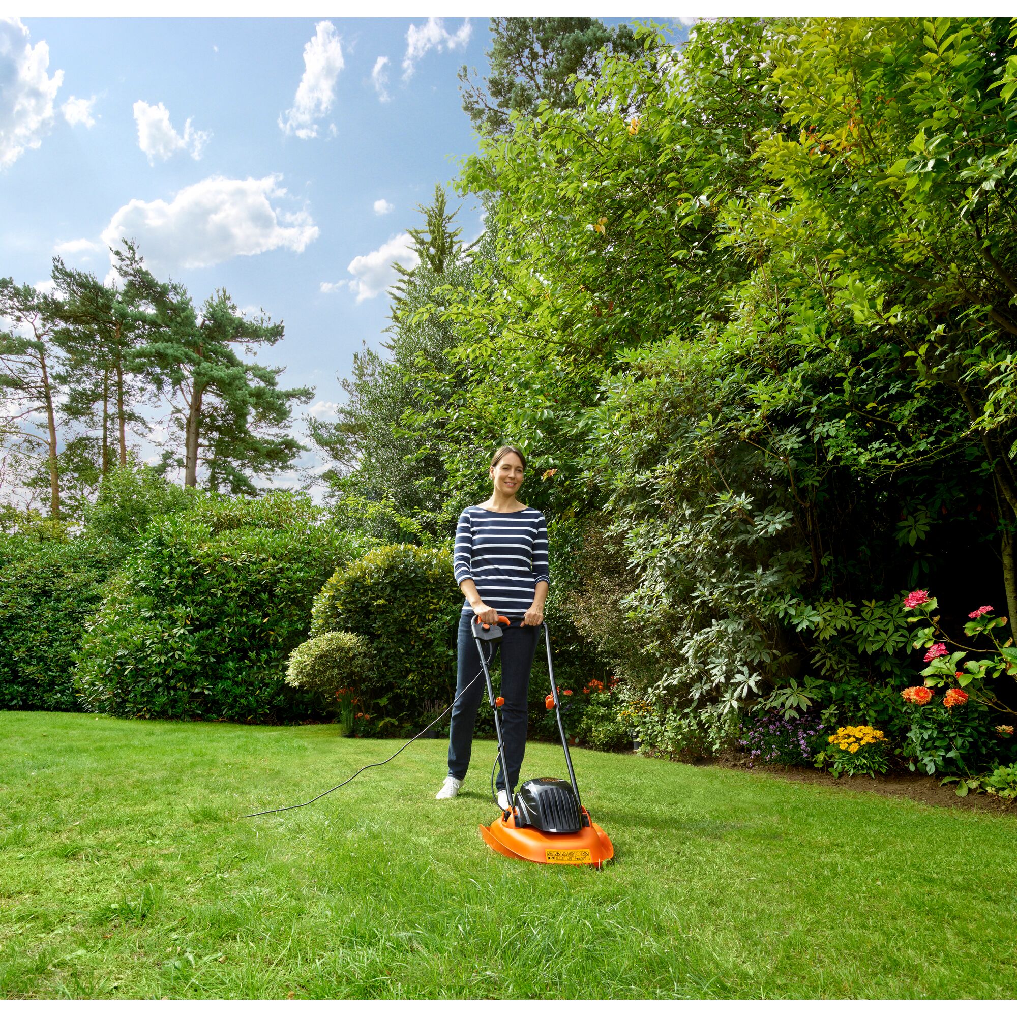 BLACK+DECKER BEMWH551-GB Hover Mower BLACK+DECKER BEMWH551-GB Hover Mower
